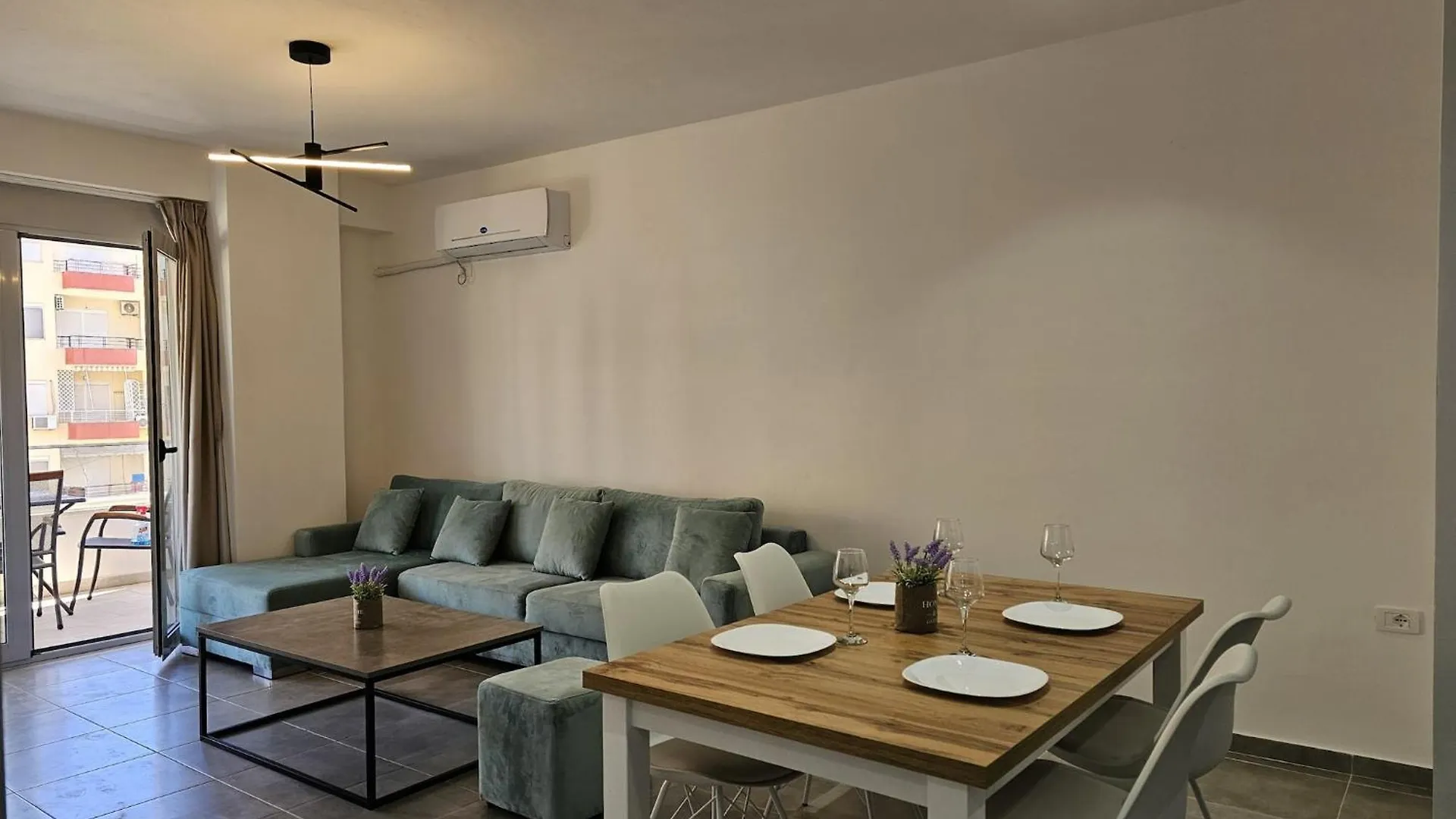 Coastal Apartment Near Saranda Beach